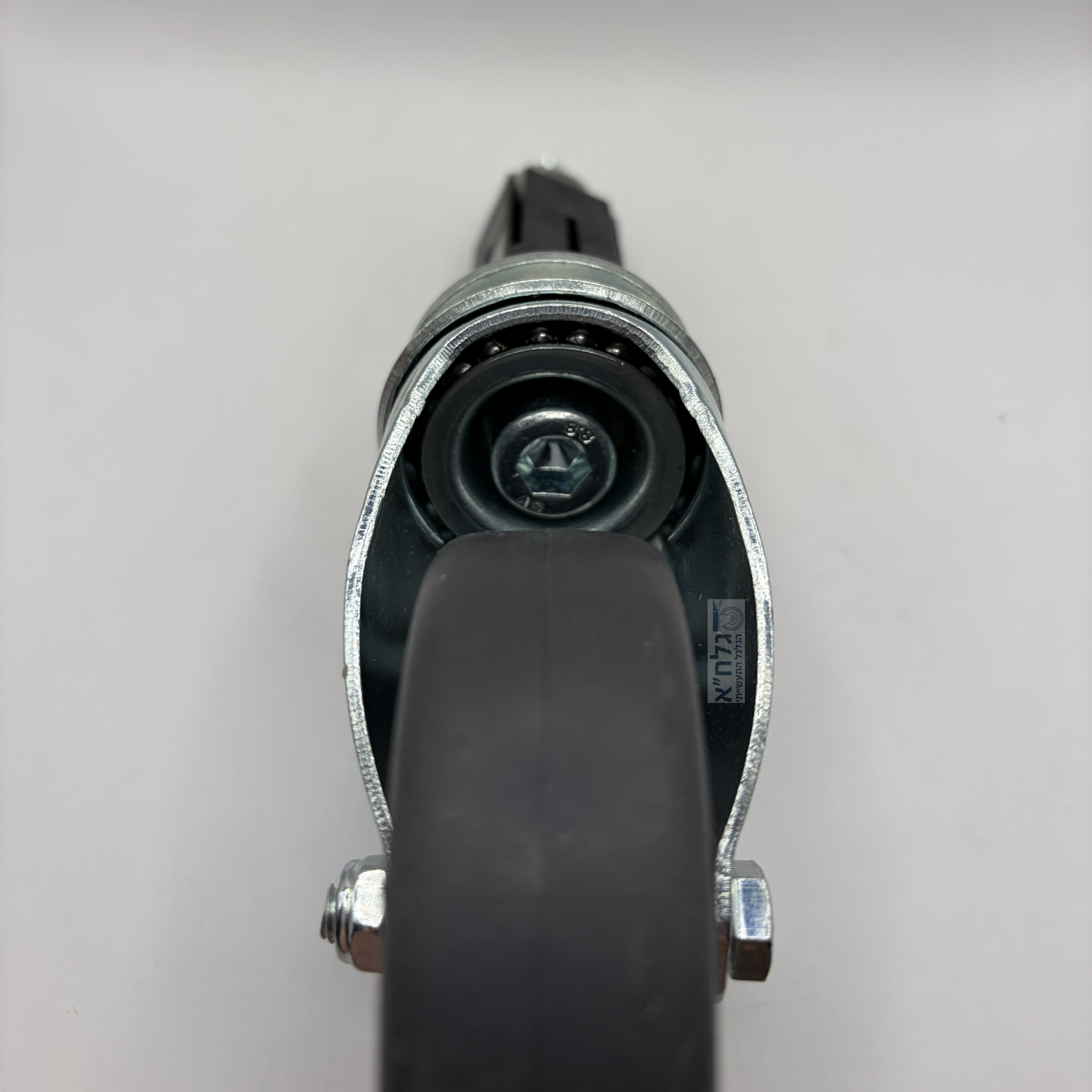 מתאם 21.5-24X48 מתאים לפרופיל מרובע 25X25MM